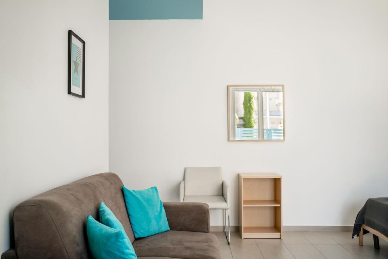 Via Del Mare 36 Bed & Breakfast ซานตาโกรเชกาเมรีนา ภายนอก รูปภาพ