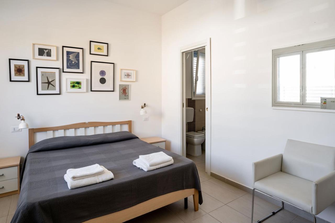 Via Del Mare 36 Bed & Breakfast ซานตาโกรเชกาเมรีนา ภายนอก รูปภาพ